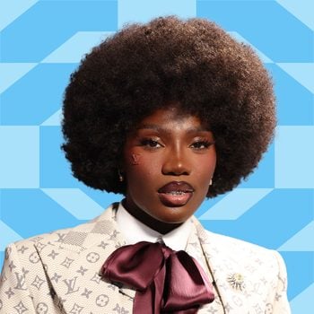 Doechii on blue patterned background